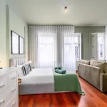 Maison D'angelina: In The Heart Of Lägenhet Oporto