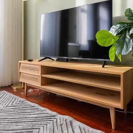 Maison D'angelina: In The Heart Of 아파트 *