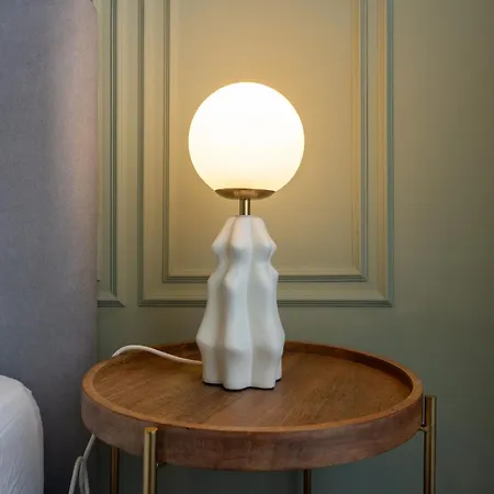 Maison D'angelina: In The Heart Of 아파트