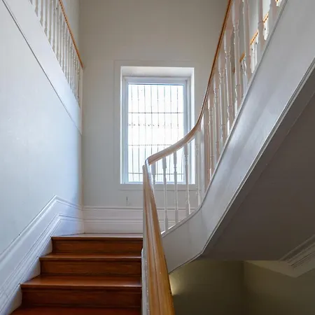 Maison D'angelina: In The Heart Of 아파트 *