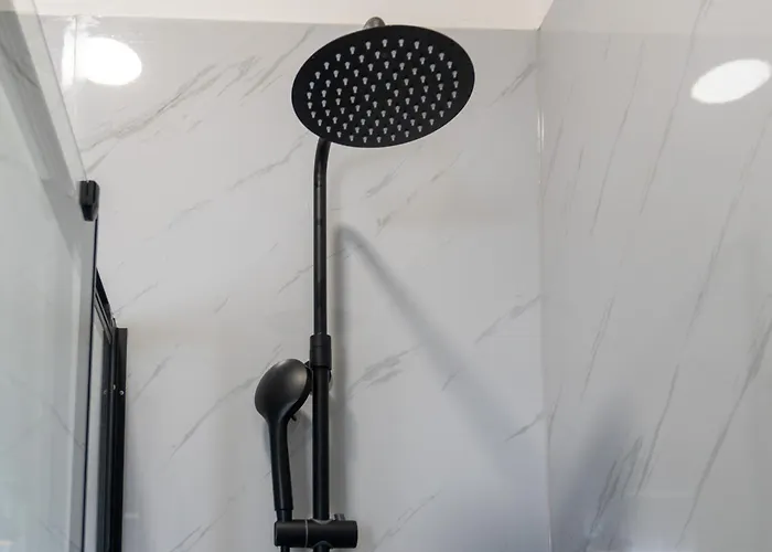 Maison D'angelina: In The Heart Of Oporto